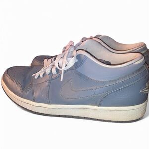 Air Jordan 1 Retro cool grey Lows men’s size 11